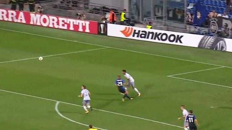 罗马3-0巴萨：欧冠客场进球规则下的惊天逆转
